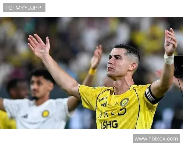 足球明星疑似家暴视频曝光引发舆论热议社会对体育明星私生活的关注加剧